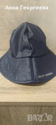 Шапка helly hansen.
