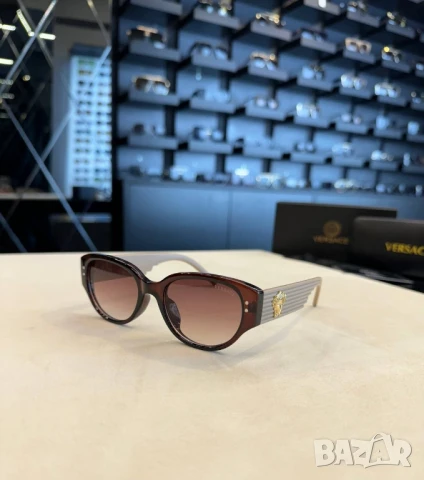 очила с черен обикновен калъф versace gucci ray ban , снимка 18 - Слънчеви и диоптрични очила - 51291909