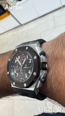 Продавам часовник Audemars Piguet Royal Oak, изключително качествен и стилен модел!, снимка 5 - Мъжки - 50927687