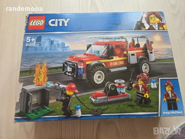 LEGO City 60231 Fire Chief Response Truck