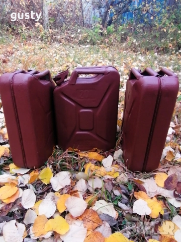 метални туби за дизел и бензин 