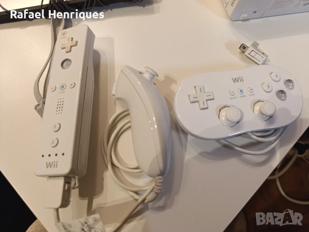 Nintendo Wii Bundle с компонентен видео кабел и класически контролер, снимка 3 - Nintendo конзоли - 53194680