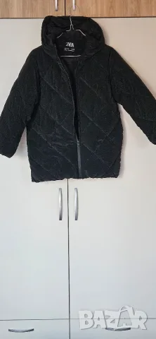 Зимно яке Zara с качулка за момиче 8-10 г., снимка 2 - Детски якета и елеци - 55992666