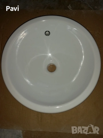 Нова мивка за баня за монтаж върху плот
