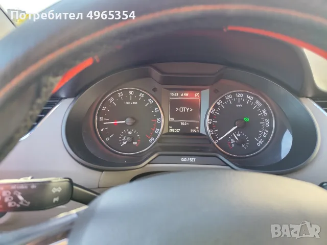 Skoda Octavia 1.6tdi, снимка 8 - Автомобили и джипове - 56347746