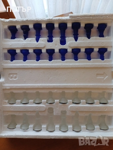 Шах фигури от стъкло игрално поле 38х38 Цар 7.5 см .пешки 4 см чисто нов не е играно със него  , снимка 6 - Шах и табла - 52525989