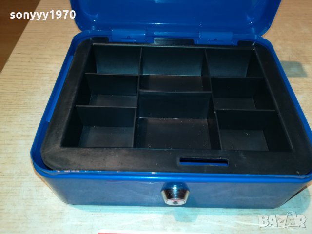 СЕИФ-КАСА 20Х16Х8СМ-МЕТАЛНА БЕЗ КЛЮЧ 0110211024, снимка 11 - Антикварни и старинни предмети - 34312485