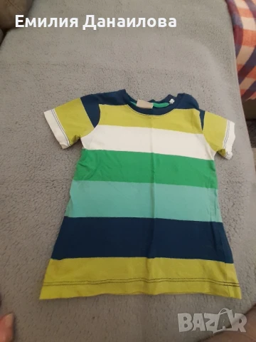 Памучни тениски с къс ръкав.