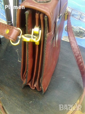Модерна мъжка чанта тип командирска от изкуственна кожа с ключе марка Арт, снимка 4 - Други - 41165209