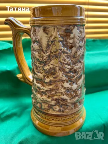 Голяма порцеланова халба за колекция и за подарък 