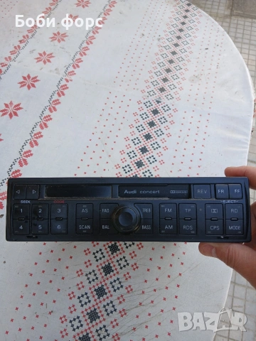 Audi радеокасетофон оргинал за А2 А3 ТТ, снимка 6 - Аксесоари и консумативи - 53753161