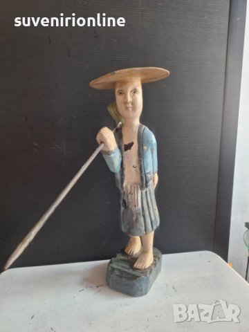 дървена статуетка , снимка 1