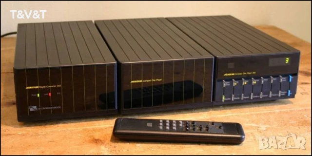 Meridian 200 CD player transport+ Meridian 203 DAC и дистанционно  			