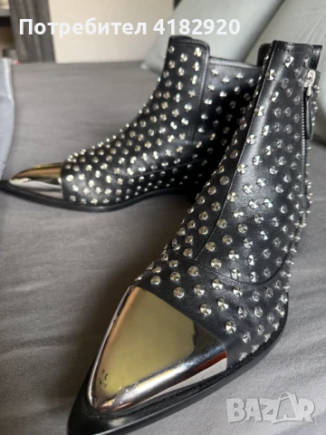 Чисто нови обувки Alexander McQueen, снимка 2 - Дамски боти - 51215696