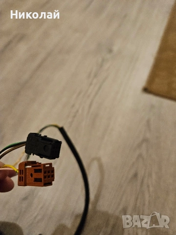 Ляво огледало за Пежо 307 Hatchback Combi Cabrio, снимка 3 - Части - 53433536