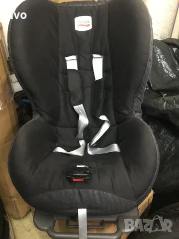 Продавам детско столче за кола Britax