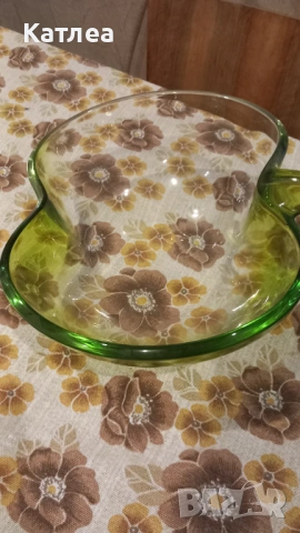 Стъклена купа във формата на ябълка , снимка 3 - Прибори за хранене, готвене и сервиране - 53737727