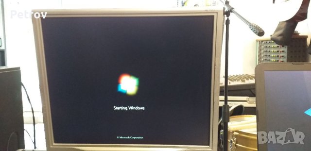 Монитор, снимка 2 - За дома - 40426418