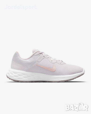 Дамски маратонки Nike Revolution 6, снимка 3 - Маратонки - 44708576