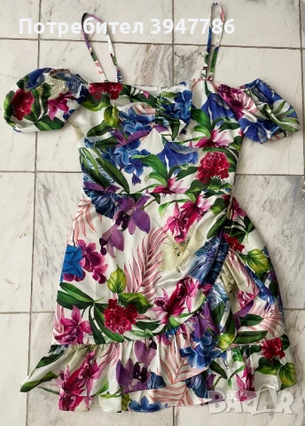 Рокля на Guess, снимка 3 - Рокли - 50955829