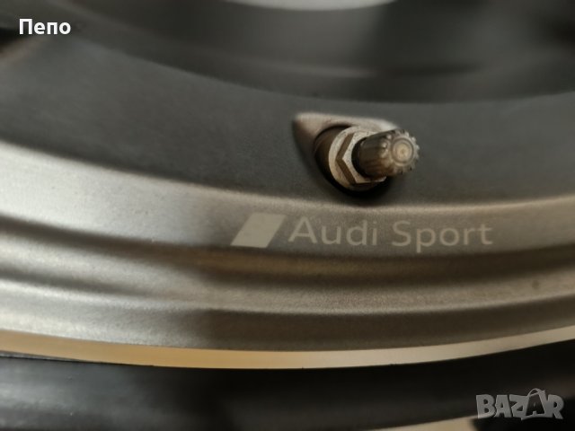 Оригинални джанти с гуми летни 22 цола за Audi Rs6 Rs7 дот 2021г, снимка 4 - Гуми и джанти - 44184703