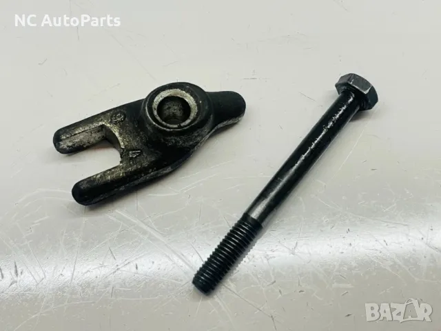 Клампа за инжектор за Iveco Ивеко Дейли 2.3 дизел F1AE3481 Iveco 2007