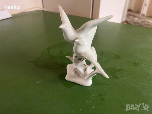 Порцеланова фигурка-маркирана