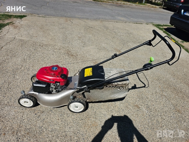 МОТОРНА КОСАЧКА HONDA, КАТО НОВА. , снимка 4 - Градинска техника - 51510377