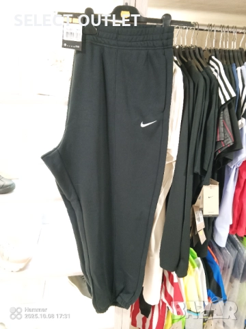 Дамско долнище Nike 3XL, снимка 3 - Спортни екипи - 52106332