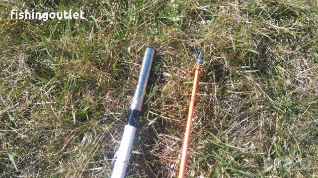 Плътна двуколенна въдица за сом и шаран с макара и влакно, снимка 3 - Въдици - 34399401