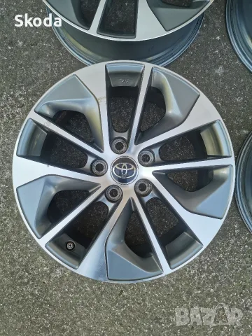 джанти Toyota rav 4 17 , снимка 3 - Гуми и джанти - 53983803