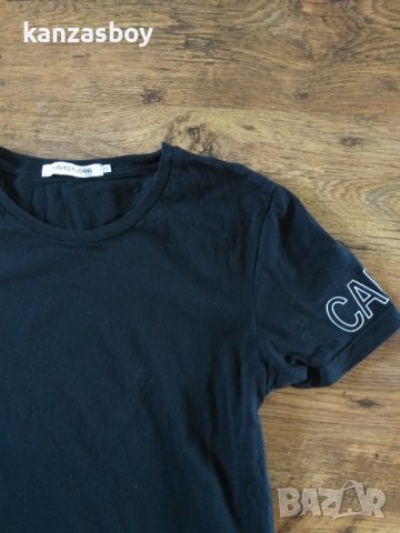 CALVIN KLEIN JEANS - страхотна дамска тениска, снимка 4 - Тениски - 41764595