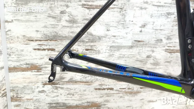 Карбонова шосейна рамка с деформация на колчето Giant TCR 1 Rim | ML, снимка 3 - Части за велосипеди - 56163172