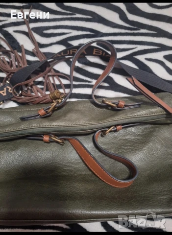 Дамска чанта , снимка 4 - Чанти - 50722558
