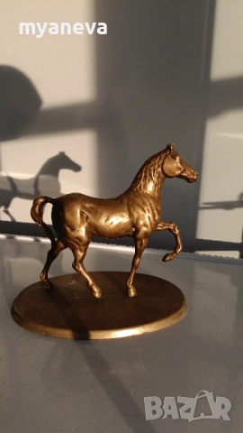 Бронзова скулптура на жребец в движение, снимка 2 - Статуетки - 53540381