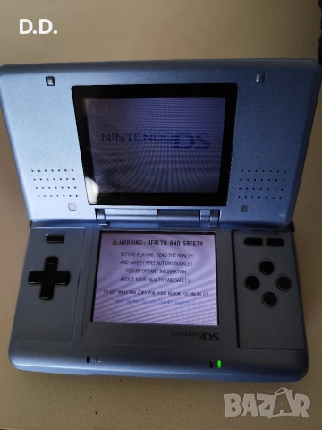 Nintendo DS NTR-001 с блед горен дисплей 