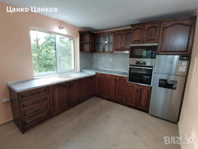 Производство и изработка на мебели кухни от дърво пдч мдф