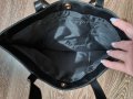 Черна чанта с ресни Victoria's secret-95лв.НОВА, снимка 5