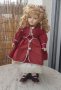 Порцеланова кукла със стойка , снимка 1 - Кукли - 44429422