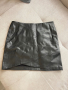 Дамска черна кожена пола ZARA, S размер, снимка 1 - Поли - 44790492