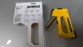 Ръчен такер Dewalt, снимка 1