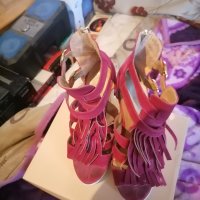 Обувки На Платформа, снимка 4 - Дамски обувки на ток - 35668847