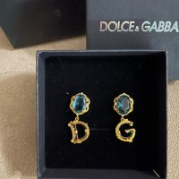 Обеци Dolce and Gabbana , снимка 2 - Обеци - 44465291