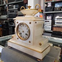 Колекционерски каминен часовник. Френски мрамор. Реставриран. Оригинална машина., снимка 3 - Антикварни и старинни предмети - 35915070