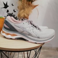 Дамски маратонки Asics , снимка 1 - Маратонки - 44382194