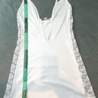 M/L размер (85C) луксозна ефирна бяла нощничка с брокатен блясък, снимка 9 - Бельо - 40582530