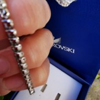 Сваровски подарете си качеството Swarovski гривна, снимка 11 - Гривни - 34820608