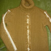 готин пуловер  от Англия , снимка 2 - Блузи с дълъг ръкав и пуловери - 5634014