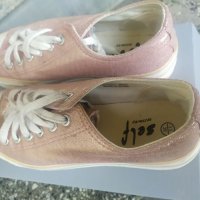 Розови спортни обувки, снимка 1 - Маратонки - 40300590