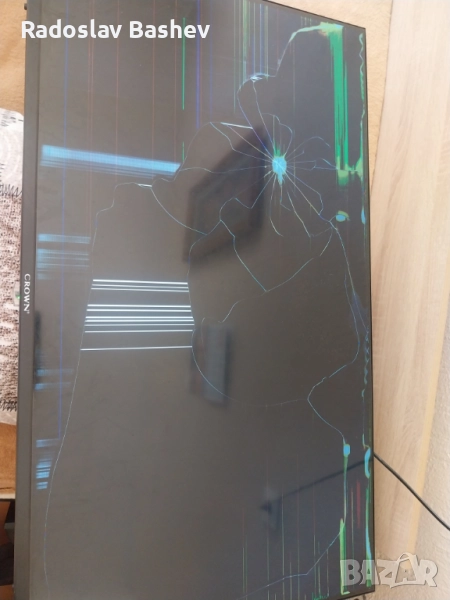 Телевизор Crown 40FB22AWF счупена матрица, снимка 1